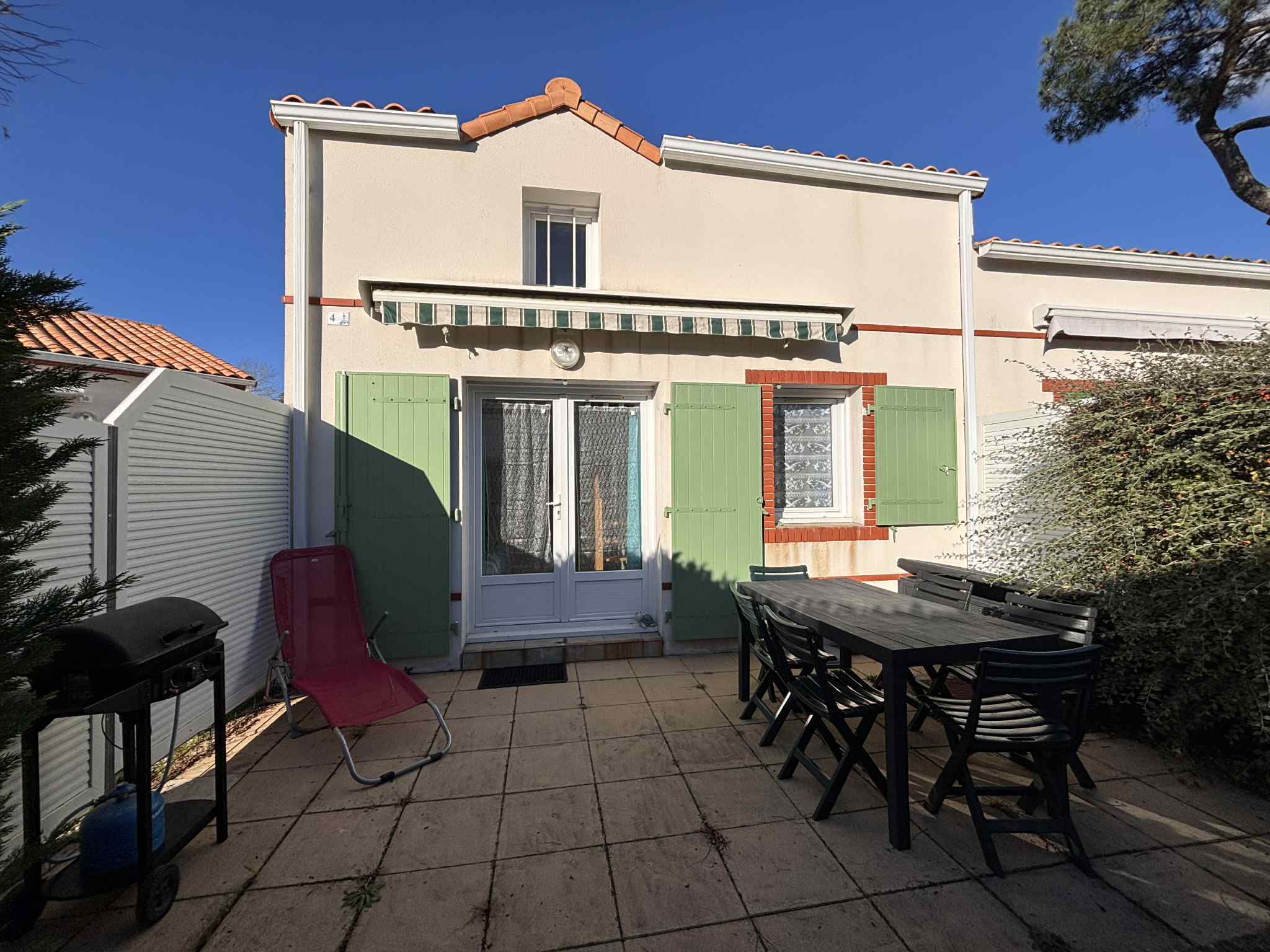 Maisonnette pour 4 personnes dans une Résidence avec piscine collective